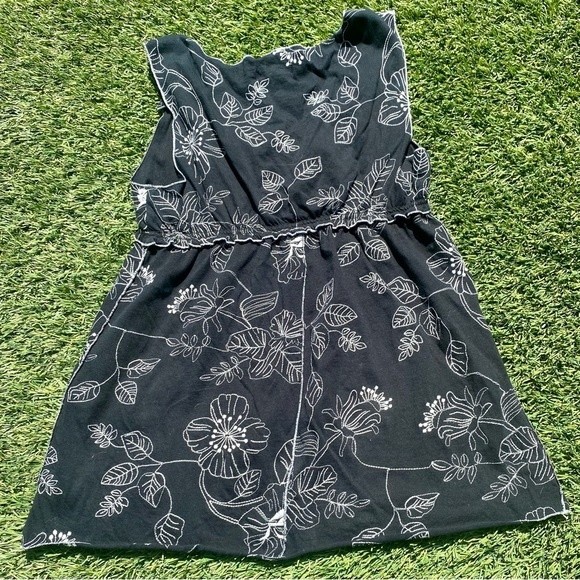 Vertigo Paris L Embroidered sleeveless Baby Doll Tank Top Used good condition - Picture 5 of 6